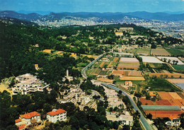 Hyères * Vue Générale Aérienne Sur La Commune - Hyeres