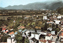 Gières * Vue Aérienne Sur Le Village - Autres & Non Classés