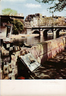 CPSM PARIS LES QUAIS VERS LE PONT NEUF - Petits Métiers à Paris