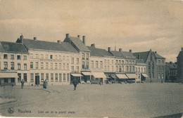 ROESELARE   COTE EST DE LA GRAND'PLACE - Roeselare