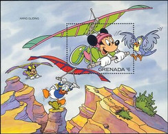 Delcampe - Grenade 1992 Disney Mickey Minnie Sports Vol à Voile Avions Dessins Animés M S - Disney