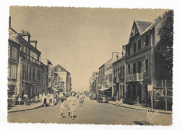 Delcampe - AULT ONIVAL SOMME - LA GRANDE RUE - EDITIONS ROGER ROUSSEAUX GRANDE RUE AULT - CARTE ANIMEE PEU COMMUNE, A VOIR - Ault