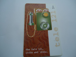 SINGAPORE  USED  CARDS  OLD TELEPHONES - Telefone