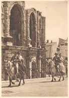 Delcampe - 13 ARLES ARENES ARLESIENNES PROVENCALES GARDIANS PHOTO BARRAL GROUPE PHILATELIQUE ARLESIEN BOUCHES DU RHONE - Arles