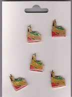 Delcampe - CHARTRES LOT DE 5 PINS DE LA CATHEDRALE AVEC ATTACHES - Non Classés