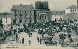 Delcampe - 44 ANCENIS / Le Champ De Foire / CARTE ANIMEE - Ancenis