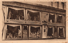 Delcampe - Rive De Gier " Les Magasins Du Petit Louvre " Bazar  Rue J Jaurés Commerce - Geschäfte