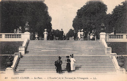 Delcampe - 19171 " SAINT CLOUD-L'ESCALIER DE LA TERRASSE DE L'ORANGERIE " ANIMÉ-VERA FOTO-CART. POST. ORIG. NON SPED. - Saint Cloud