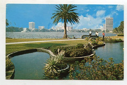 AK 110858 USA - Florida - Orlando - Looking North Across Lake Eola - Orlando