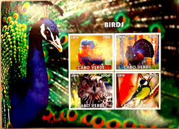 CAPE VERDE 2016 BIRDS (PRIVATE ISSUE) IMPERF STAMP S/S MNH As Per Scan - Peacocks