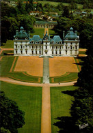 Delcampe - CHEVERNY      ( LOIR ET CHER )      VUE AERIENNE  DU CHATEAU DU XVII ° SIECLE - Cheverny