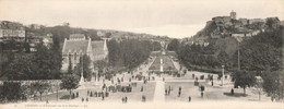 Panoramique - Lourdes - L'esplanade Vue De La Basilique - Animé - Statue - Dim. 27.5/11 Cm - Carte Postale Ancienne - Lourdes