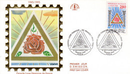 Delcampe - " 50 ANS DE LA GRANDE LOGE FEMININE DE FRANCE " Sur Enveloppe 1er Jour Soie De 1995 N° YT 2967 Parfait état FDC - Franc-Maçonnerie