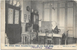 Delcampe - Ukkel - Uccle *  Avenue Albert, 236  - Un Coin De La Classe - Uccle - Ukkel