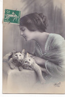 Delcampe - FEMMES - Chat - Très Bon état - Frauen