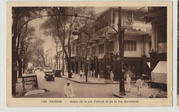 Delcampe - CPA-- SAIGON (Viet-Nam). Angle De La Rue Catinat Et De La Rue Garabaldy. Animé, Commerce, Voiture Ancienne - Vietnam