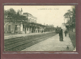 Delcampe - CHATOU (78) - LA GARE AVEC TRAIN A QUAI - Chatou