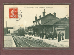 Delcampe - HOUILLES (78) - LA GARE ET LA PASSERELLE AVEC TRAIN A QUAI - Houilles