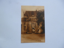 Delcampe - JONZAC  -  17  -  Porte Du Château  -  Charente Maritime - Jonzac