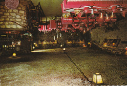 Delcampe - 37 - Carte Postale Semi Moderne De   VOUVRAY   Restaurant La Gaillardiere - Vouvray