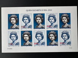 0€ 2022 - IMPERF - Feuillet Kleinbogen " Queen Elizabeth II " Matej Gabris - Erinnofilia