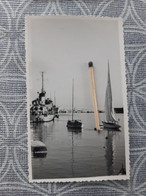 NAVIRE MILITAIRE FREGATE LA DECOUVERTE PHOTO 1948   DANS LE PORT DE MONACO  11.5 X 7.2 CM - Bateaux