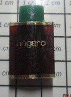 912cPin's Pins / Beau Et Rare / PARFUMS /  FLACONS DE PARFUM UNGARO Gorille ? - Perfume