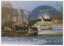 Delcampe - {86500} 75 Paris La Cité Des Sciences Et De L' Industrie  La Géode Et Le Dragon , Vus De La Croisée Des Canaux ; Péniche - Paris (19)