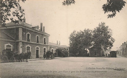 Parthenay * Place De La Gare * Gare D'état Des Tram Tramway Départementaux * Attelage - Parthenay