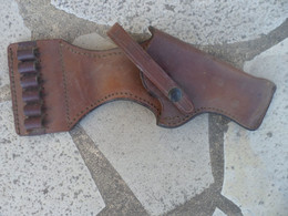 Delcampe - Etuit Pistolet  Et Porte Balles Pour 6   En Cuir  Long 33 Cm Largeur Aux  Balles  11 Cm - Ausrüstung
