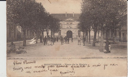 Delcampe - MONTESSON (78) - La Place De La Mairie - En L'état - Montesson