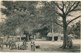Delcampe - GUINEE, KANKAN - Avenue Du Fleuve - Guinea
