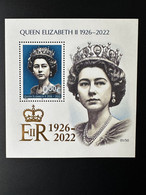 0€ 2022 - Souvenir Sheet Gold (1) " Queen Elizabeth II " Matej Gabris - Erinofilia