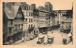 14 - LISIEUX - S09069 - Place Victor Hugo - Automobiles - Camionnettes - L1 - Lisieux