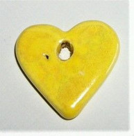 Delcampe - Coeur Jaune Fève Plate Pendentif (DS) - Région