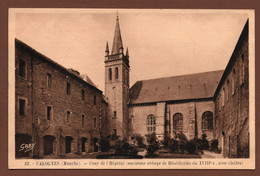 Delcampe - (RECTO / VERSO) VALOGNES EN 1939 - N° 83 - COUR DE L' HOPITAL - ANCIENNE ABBAYE DE BENEDICTINS - CPA - Valognes