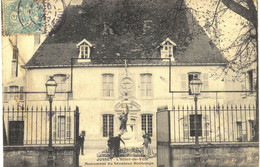 Carte POSTALE  Ancienne De JUSSEY - L'Hôtel De Ville - Jussey