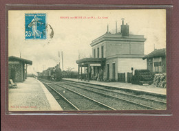 ROSNY SUR SEINE (78) - LA GARE AVEC TRAIN A QUAI - Rosny Sur Seine