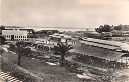 CAMEROUN - DOUALA - LE MARCHE - VUE D'ENSEMBLE - Camerún