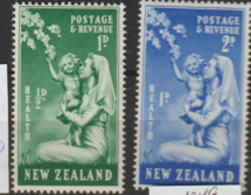 New Zealand   1949  SG 698-9   Hea;th  Moumted Mint - Unused Stamps