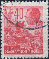 00453 - 004 - 1 MiNr. 375 DDR 1953 Fünfjahrplan (I) - Gebraucht