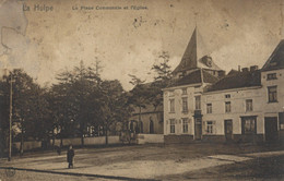 La Hulpe.   -   La Place Communale Et L'Eglise   -   1919   Naar   La Panne - La Hulpe