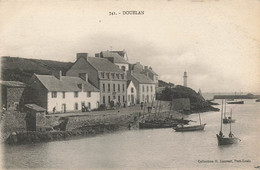 Douelan Doëlan , Clohars Carnoët * Les Quais * Port Pêche Bateaux Pêcheurs * Phare - Clohars-Carnoët