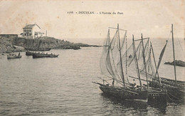 Douelan Doëlan , Clohars Carnoët * L'entrée Du Port * Bateaux De Pêche Pêcheurs - Clohars-Carnoët