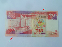 Banknote - Singapore 10 DOLLAR $10 SHIP SERIES BANKNOTE Aligned Cutting Error (#210)  D/94 - 130671 - Singapour