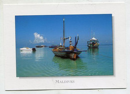 AK 111766 MALDIVES - ... On The Lagoon Of Rihiveli - Maldiven