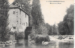 L ' ISLE JOURDAIN  ( 86 ) -  Moukin De La Roche - L'Isle Jourdain