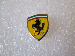 PIN'S   LOGO  FERRARI   16x12mm - Ferrari