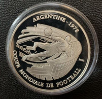 CHAD 1000 Francs 2002 Silver Football - Ciad