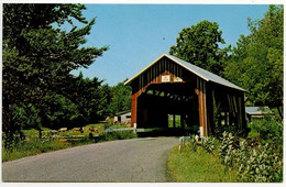 United States 1966 Postcard Northfield Falls, Vermont - Old Covered Bridge; St. Albans & Springfield RPO Postmark - Altri & Non Classificati